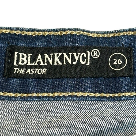 BLANKNYC Women’s The Astor Distressed Cut-Off Jeans Short Size 26 - Picture 5 of 14